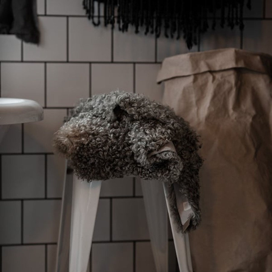 Home SHEPHERD | Visby Gotland Skin