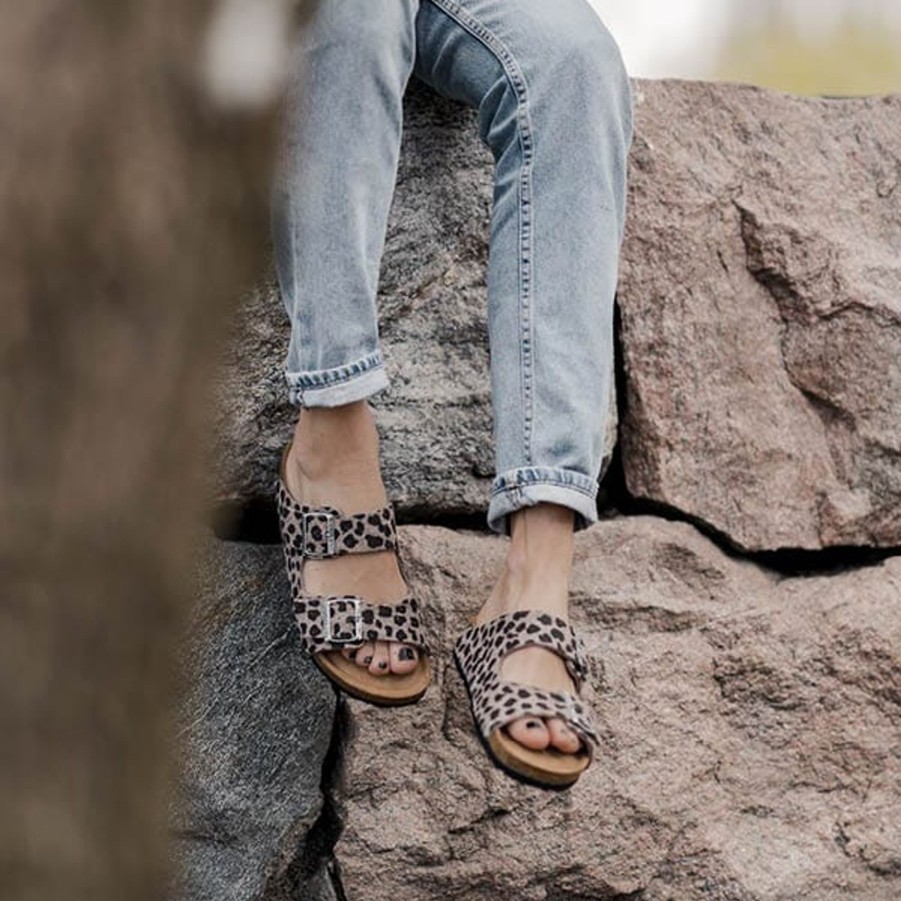 Women SHEPHERD | Cassandra Sandals