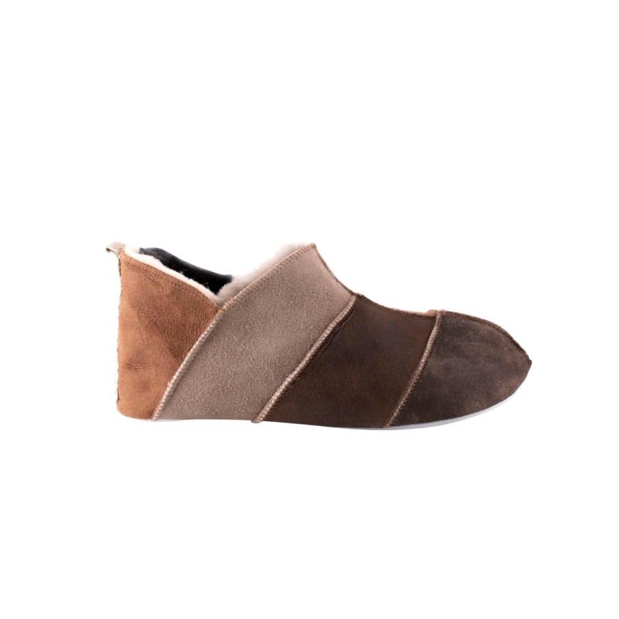 Women SHEPHERD | Nora Slippers Unisex Model