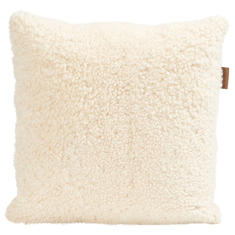 Home SHEPHERD | Lina Pillow