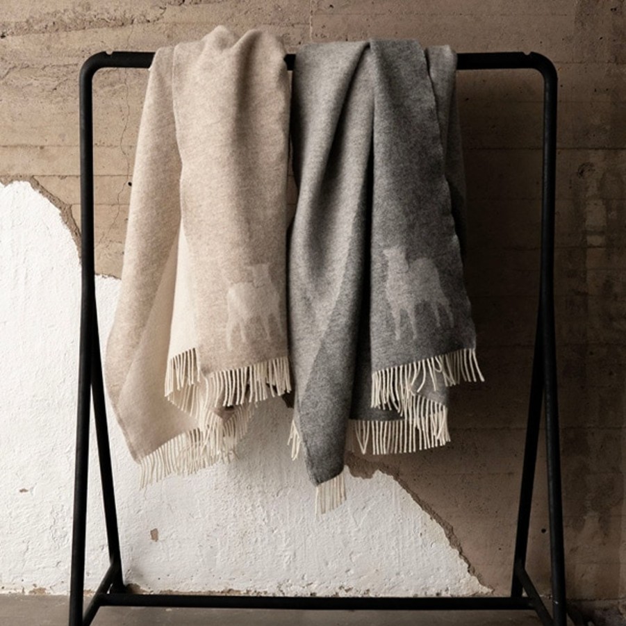 Home SHEPHERD | Lennie Jacquard Woven Blanket